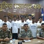 छत्तीसगढ़ में नक्सल मोर्चे पर बड़ी कामयाबी: 25 लाख के इनामी 2 हार्डकोर समेत 16 नक्सलियों ने किया आत्मसमर्पण