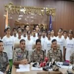 CG NEWS: 1 करोड़ 18 लाख के 23 नक्सलियों ने किया आत्मसमर्पण, हिंसा मुक्त जीवन जीने का लिया फैसला…