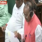 मानसून सत्र : नहीं लाए लाठी, अजय चंद्राकर ने चरणदास महंत से कहा