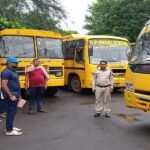 CG: स्कूल ड्यूटी में लगी 106 बस ब्लैक लिस्टेड, ट्रैफिक पुलिस की कार्रवाई