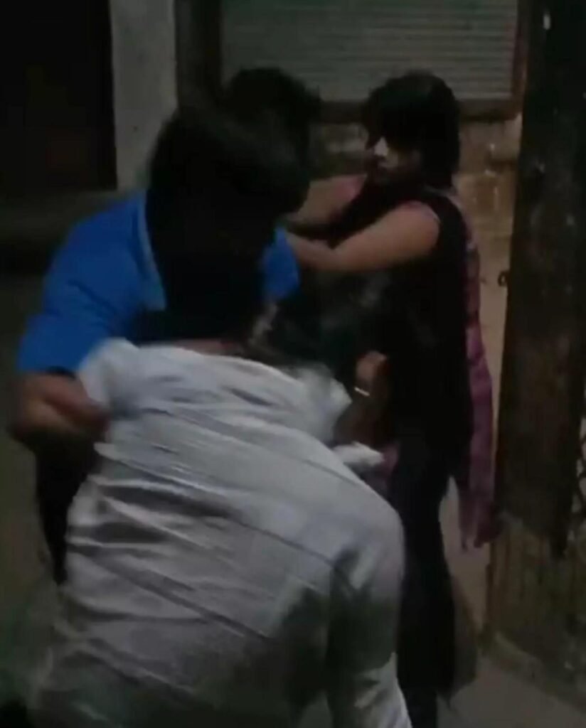 बच्चों के विवाद ने लिया हिंसक रूप, 3 की हालत नाजुक