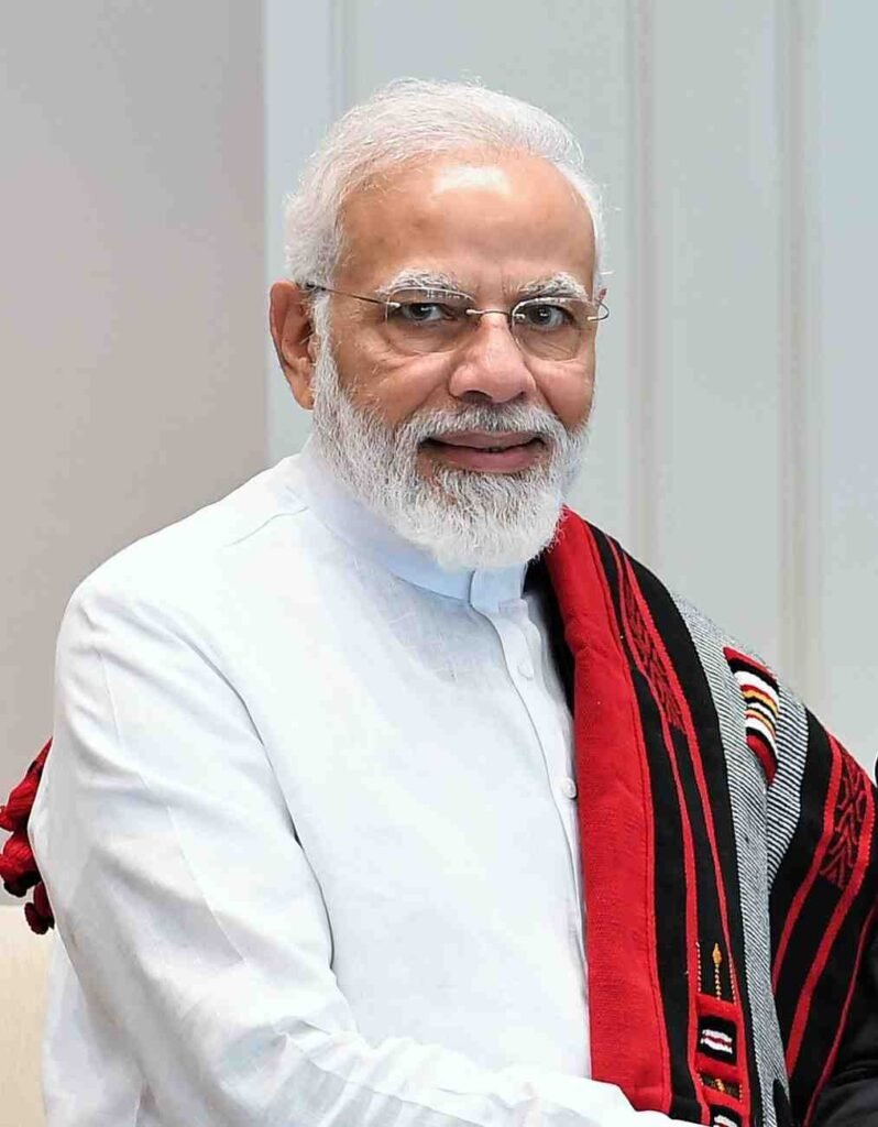 शाहरुख ने पीएम मोदी को दी जन्मदिन की बधाई, ‘प्रेरणादायक’ बताया
