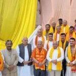 Gujarat Cabinet Resignation: गुजरात में सियासी हलचल तेज, सभी मंत्री हटे, नई टीम कल लेगी शपथ