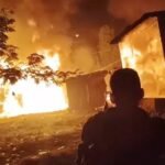 Balrampur Bus-Truck Accident : बलरामपुर ट्रक-बस टक्कर, आग लगने से 3 यात्रियों की मौत, कई घायल