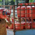 नए साल 2026 में बदलाव के इंतजार में आम आदमी, गैस से लेकर बैंकिंग तक कई नियम होंगे नए