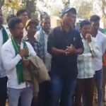 CG Naxalite News : 80 माओवादी समर्थकों को ग्रामीणों ने खदेड़ा, श्मशान घाट पर मचा बवाल