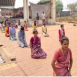 CG D.Ed Candidates Protest :  न्याय की आस में ‘दंडवत’ छात्र 81 दिनों से जारी अनशन ने पकड़ा तूल, पुलिस ने रोका रास्ता