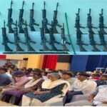 Naxal Surrender News : माओवादी संगठन को सबसे बड़ी चोट एक साथ 124 नक्सलियों का आत्मसमर्पण, चीफ ‘देवजी’ की टीम भी शामिल