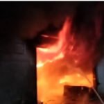 CG NEWS : गजमोहिनी अपार्टमेंट में भीषण आग, इलेक्ट्रॉनिक सामान का गोदाम जलकर खाक; बाल-बाल बचे रहवासी