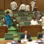 छत्तीसगढ़ विधानसभा हंगामा ; छत्तीसगढ़ विधानसभा में अफीम खेती मुद्दे पर हंगामा, 29 विपक्षी विधायक निलंबित