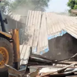 CG News : अफीम तस्कर ताम्रकार परिवार पर कड़ा प्रहार, समोदा में अवैध दुकान जमींदोज