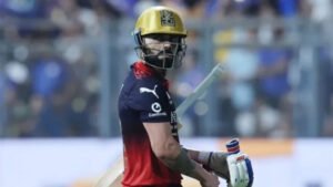 Virat Kohli injured after scoring a half-century, did not field in the second innings