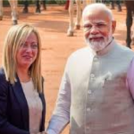रोम की सड़कों पर ‘Melodi’ का जादू , PM Modi और जॉर्जिया मेलोनी ने 2000 साल पुराने कोलोजियम में ली ऐतिहासिक सेल्फी