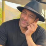 Salman Khan : ‘टोपी खुद पहनो, पहनाओ नहीं’ संडे एन्जॉय कर रहे सलमान खान ने फैन्स को दिया ‘सीक्रेट’ मैसेज, वायरल हुआ नया लुक