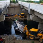 Yamuna Expressway Bus Accident : मथुरा में दर्दनाक हादसा,यमुना एक्सप्रेसवे पर ट्रेलर में घुसी बस, 4 यात्रियों की मौत