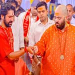 Anant Ambani Bageshwar Dham Visit : बागेश्वर धाम पहुंचे अनंत अंबानी,धीरेंद्र कृष्ण शास्त्री संग की पूजा-अर्चना