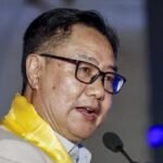 Kiren Rijiju: भागवत के कार्यक्रम से पहले न्यूयॉर्क में तिरंगे के अनादर का आरोप, किरेन रिजिजू ने दी चेतावनी