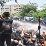 Jharkhand Student Protest : विधानसभा परिसर में घुसे प्रदर्शनकारी, पुलिस ने छोड़े आंसू गैस के गोले’ हालात तनावपूर्ण