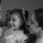 Deepika Padukone Maternity Photoshoot: मम्मी-पापा के साथ दिखीं दुआ, क्यूटनेस ने जीता फैंस का दिल
