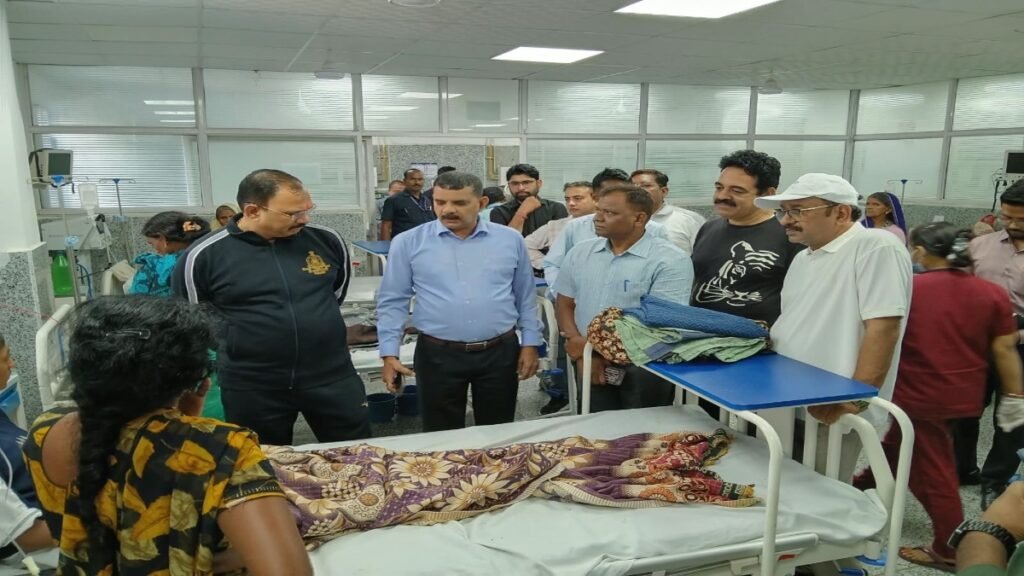 CG Health Minister : बिलासपुर सिम्स पहुंचे स्वास्थ्य मंत्री श्याम बिहारी जायसवाल, कैजुअल्टी-लेबर रूम समेत वार्डों का किया औचक निरीक्षण