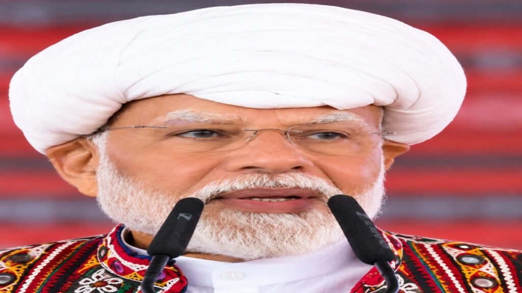 PM Modi Banaskantha Visit: पीएम मोदी ने बनासकांठा में जारी की किसान सम्मान निधि की 24वीं किस्त, 9.34 करोड़ किसान परिवारों को मिला लाभ