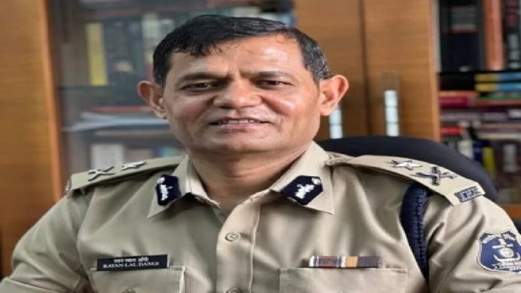 CG News : निलंबित IPS रतन लाल डांगी के खिलाफ आरोप-पत्र जारी, पीड़िता की आपत्ति पर बदला गया अधिकारी