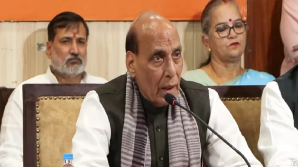 Rajnath Singh Attack on Opposition: ‘देश में आग लगाना विपक्ष का एजेंडा’, राजनाथ सिंह ने कांग्रेस पर लगाए गंभीर आरोप