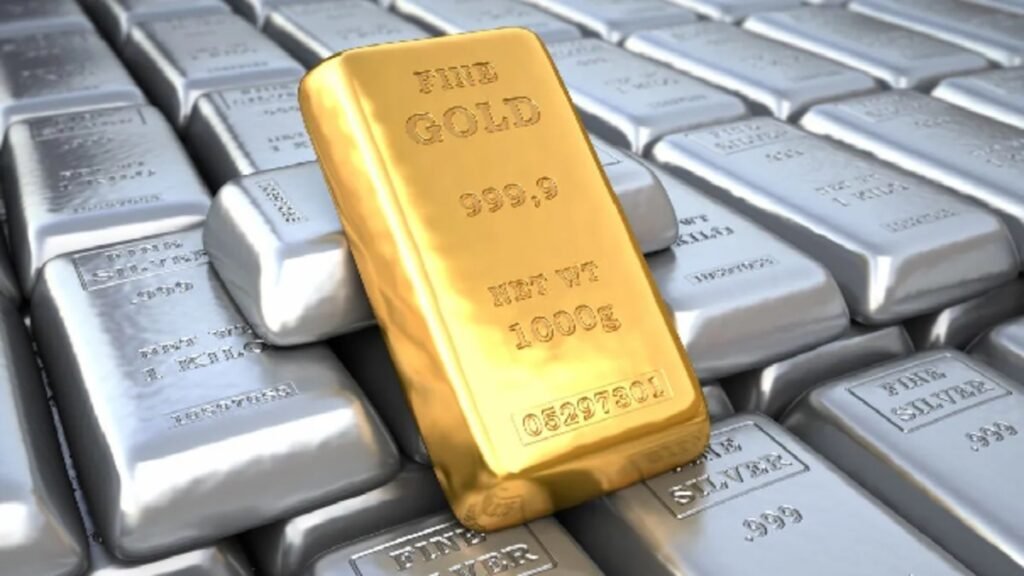 Gold Silver Price Today: सोना खरीदने वालों के लिए बड़ी खबर! गोल्ड के भाव में करीब 1% की गिरावट, चांदी भी धड़ाम