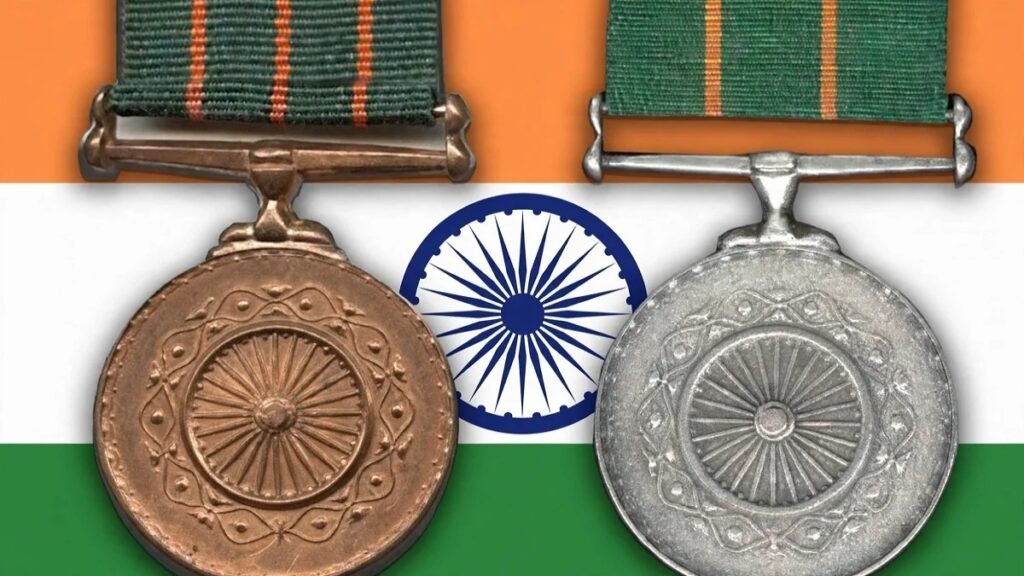 CG NEWS : छत्तीसगढ़ के 15 पुलिसकर्मियों को मिला केंद्रीय गृह मंत्री दक्षता पदक, उत्कृष्ट सेवाओं के लिए हुए सम्मानित