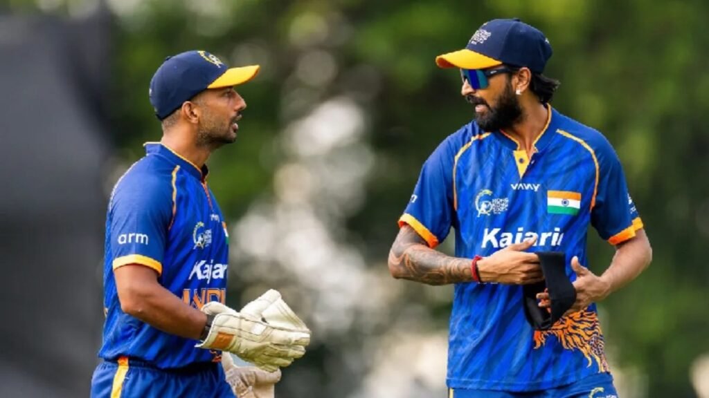 Hong Kong Sixes 2026: भारत की शर्मनाक हार! खालिद शाह ने 14 गेंदों में ठोके 52 रन, UAE ने आसानी से जीता मैच